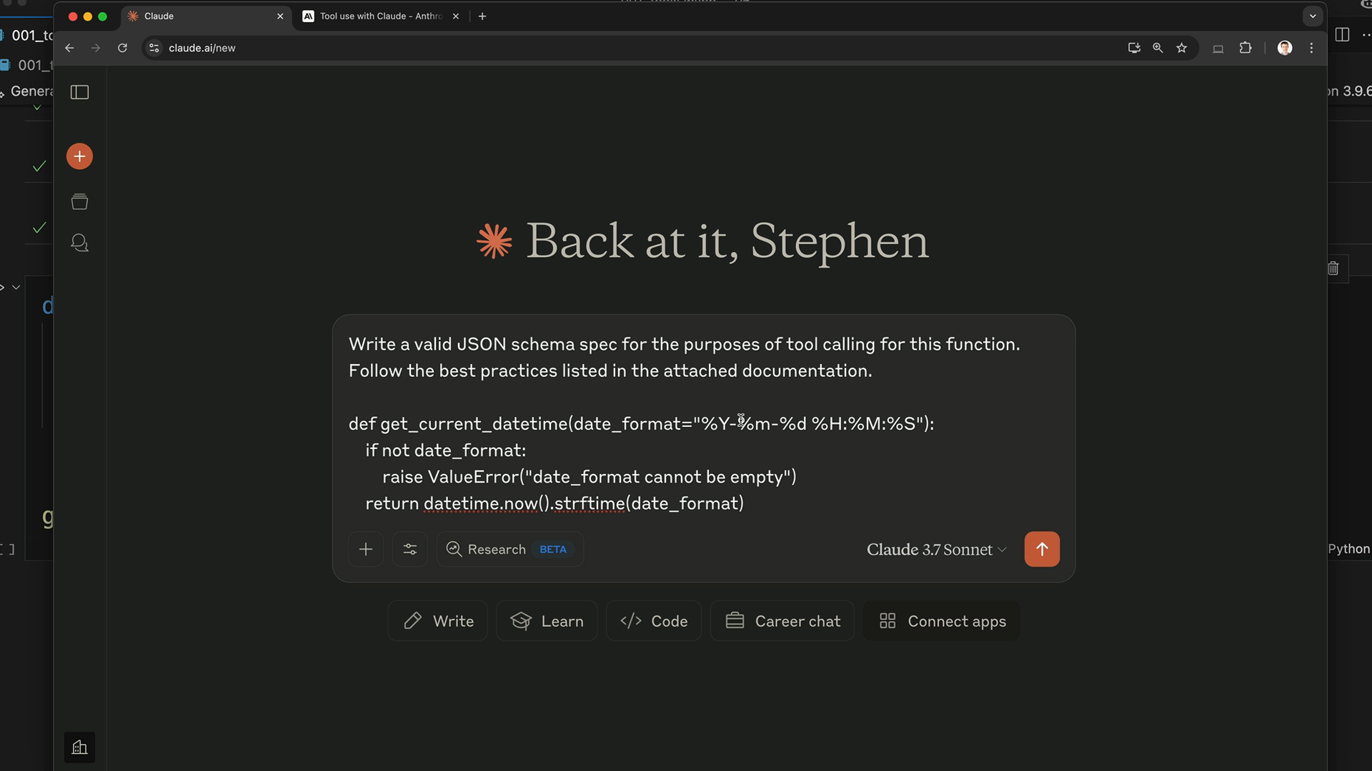 Новый чат в Claude.ai: в поле ввода промпт и функция get_current_datetime, рядом вкладка с документацией по tool use.